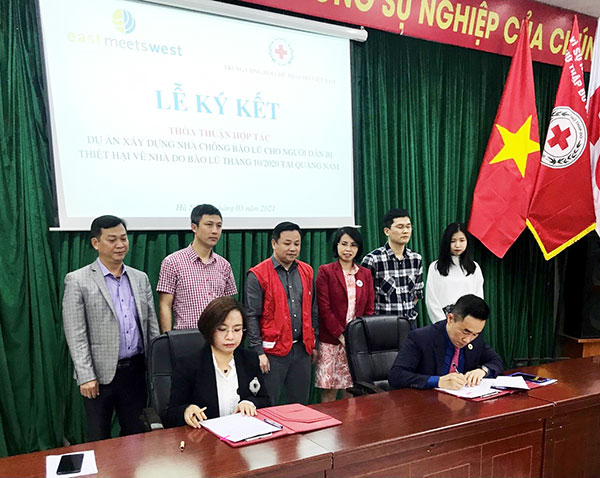 Lễ ký kết Thỏa thuận hợp tác Dự án Xây dựng nhà chống bão lũ tại Quảng Nam