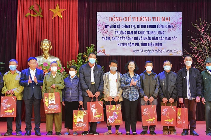 Trưởng ban Tổ chức Trung ương Trương Thị Mai thăm, chúc Tết huyện Nậm Pồ (Điện Biên)
