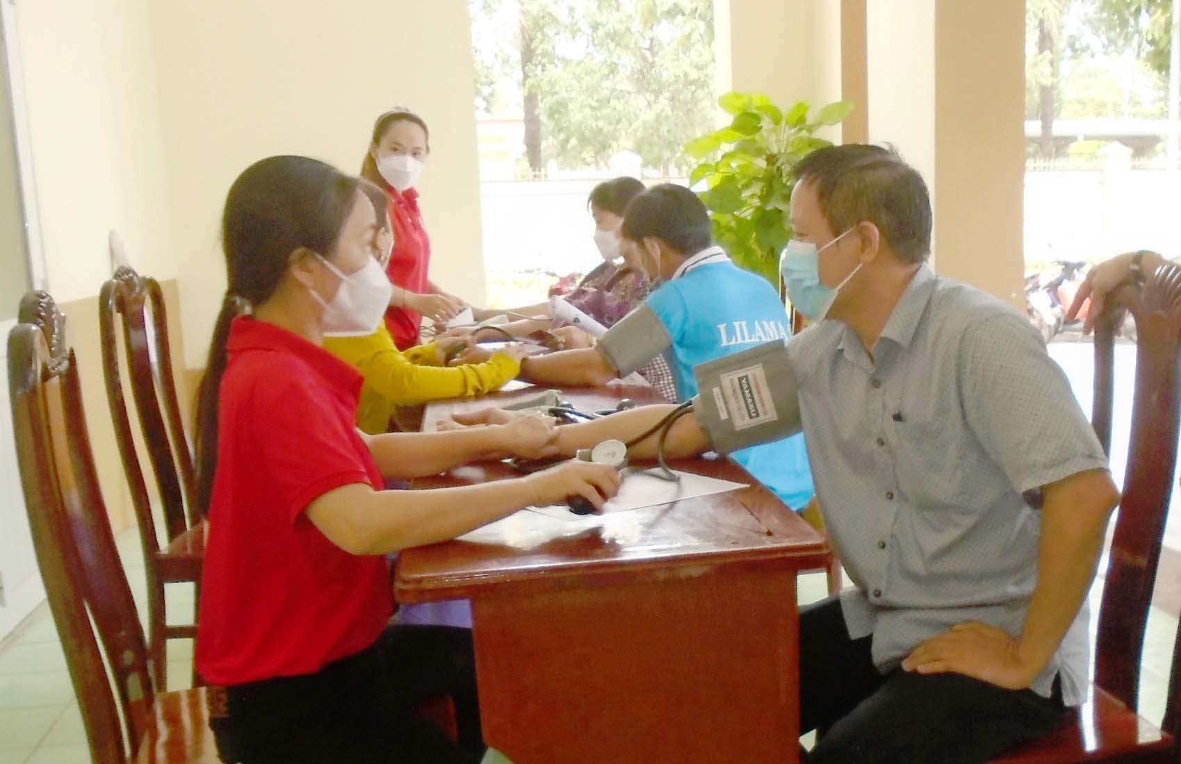 Phú Giáo: Hơn 370 người tham gia hiến máu tình nguyện