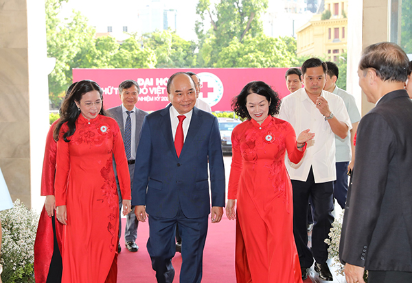 Chủ tịch nước Nguyễn Xuân Phúc dự Đại hội Hội Chữ thập đỏ Việt Nam lần thứ XI