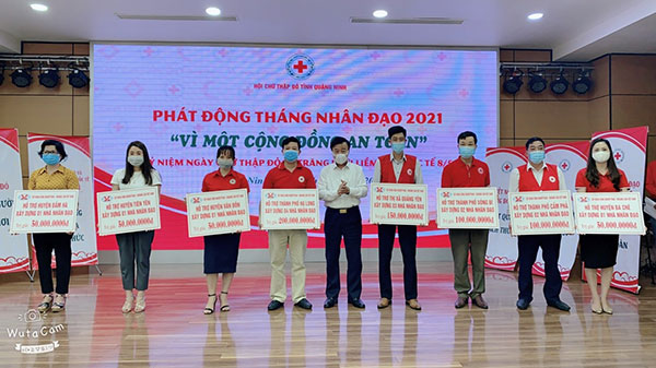 Quảng Ninh: Tiếp nhận gần 2 tỷ đồng trong Lễ phát động “Tháng Nhân đạo”