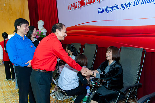 Thái Nguyên: Đặt mục tiêu vận động 50.000 người đăng ký tham gia hiến máu