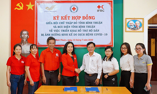 Bình Thuận: Ký kết phối hợp với Bưu điện triển khai gói hỗ trợ hộ dân bị ảnh hưởng do COVID-19