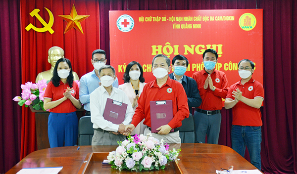 Hội Chữ thập đỏ tỉnh Quảng Ninh ký kết chương trình phối hợp năm 2022