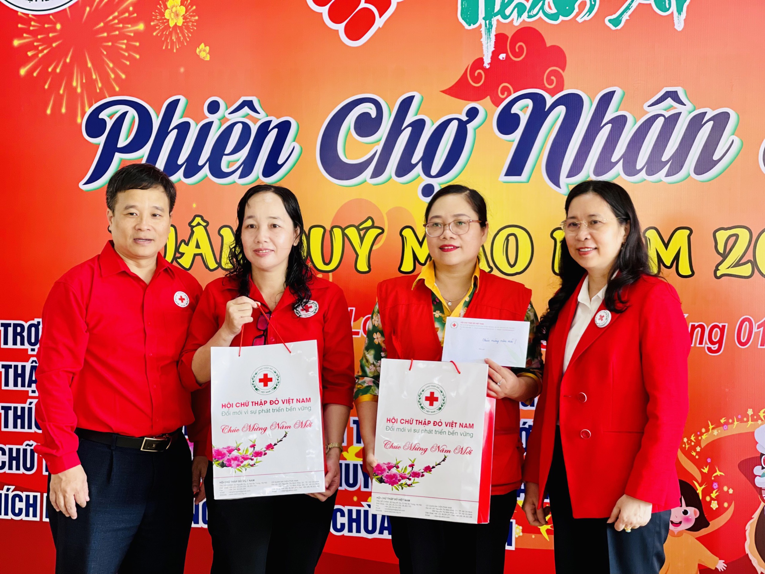 Phó Chủ tịch Trung ương Hội dự Chương trình 'Tết Nhân ái' huyện Long Thành (Đồng Nai)