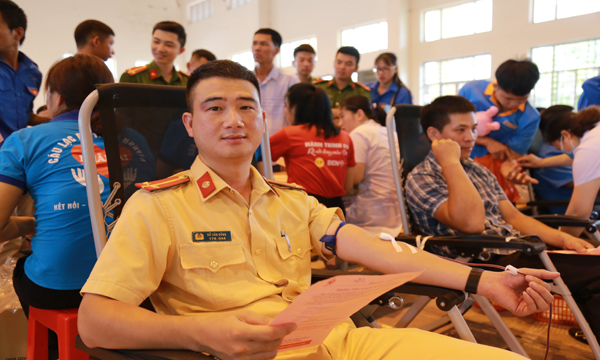 Quảng Ninh tổ chức chương trình Hành trình đỏ nơi địa đầu Tổ quốc