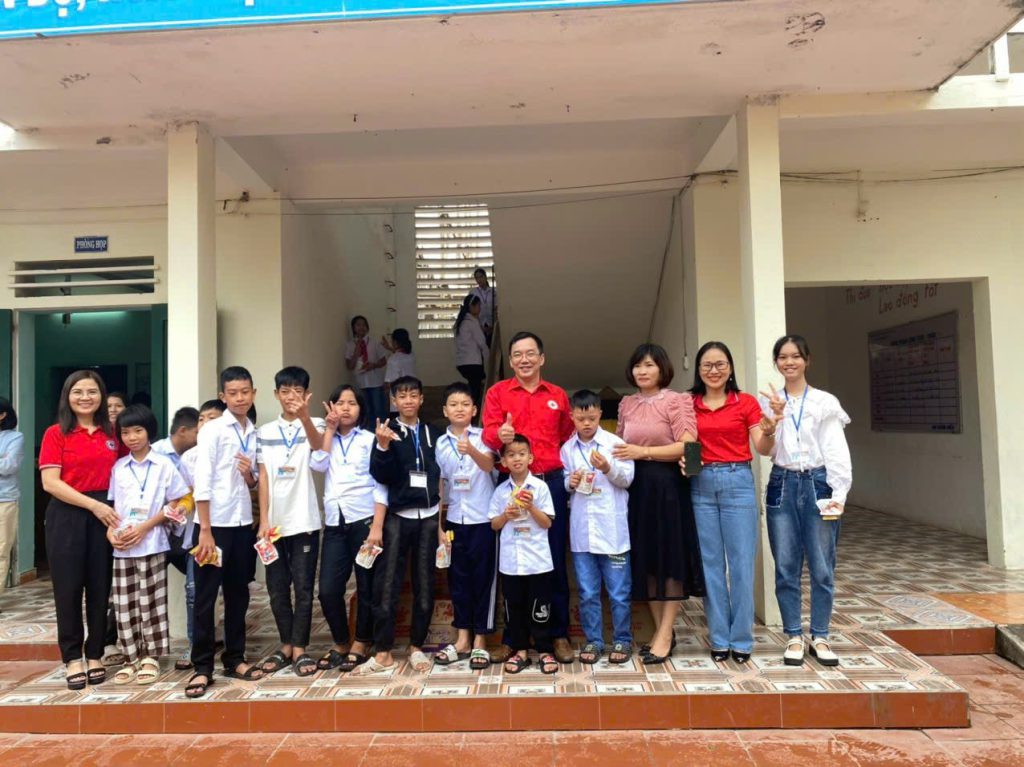 HỘI CHỮ THẬP ĐỎ VIỆT NAM