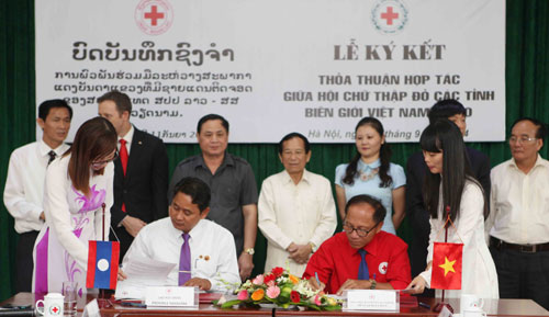 HỘI CHỮ THẬP ĐỎ VIỆT NAM