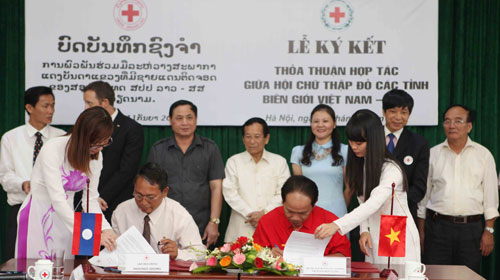 HỘI CHỮ THẬP ĐỎ VIỆT NAM