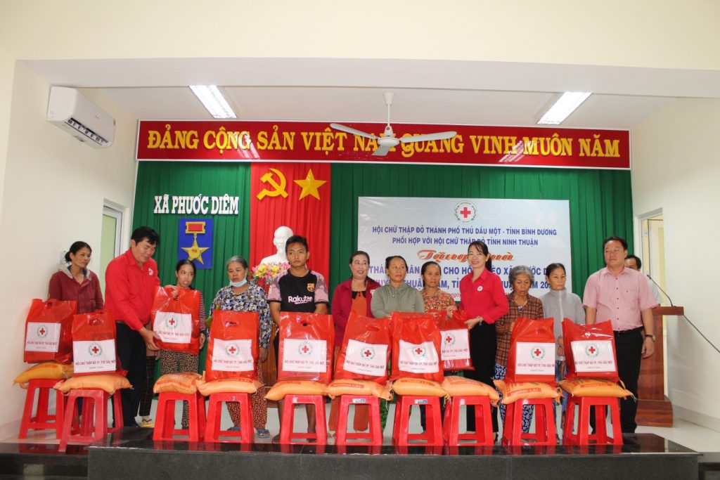 HỘI CHỮ THẬP ĐỎ VIỆT NAM