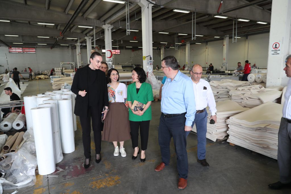 HỘI CHỮ THẬP ĐỎ VIỆT NAM