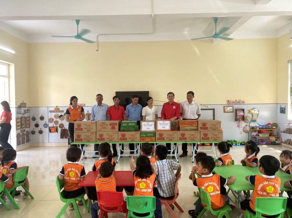 HỘI CHỮ THẬP ĐỎ VIỆT NAM