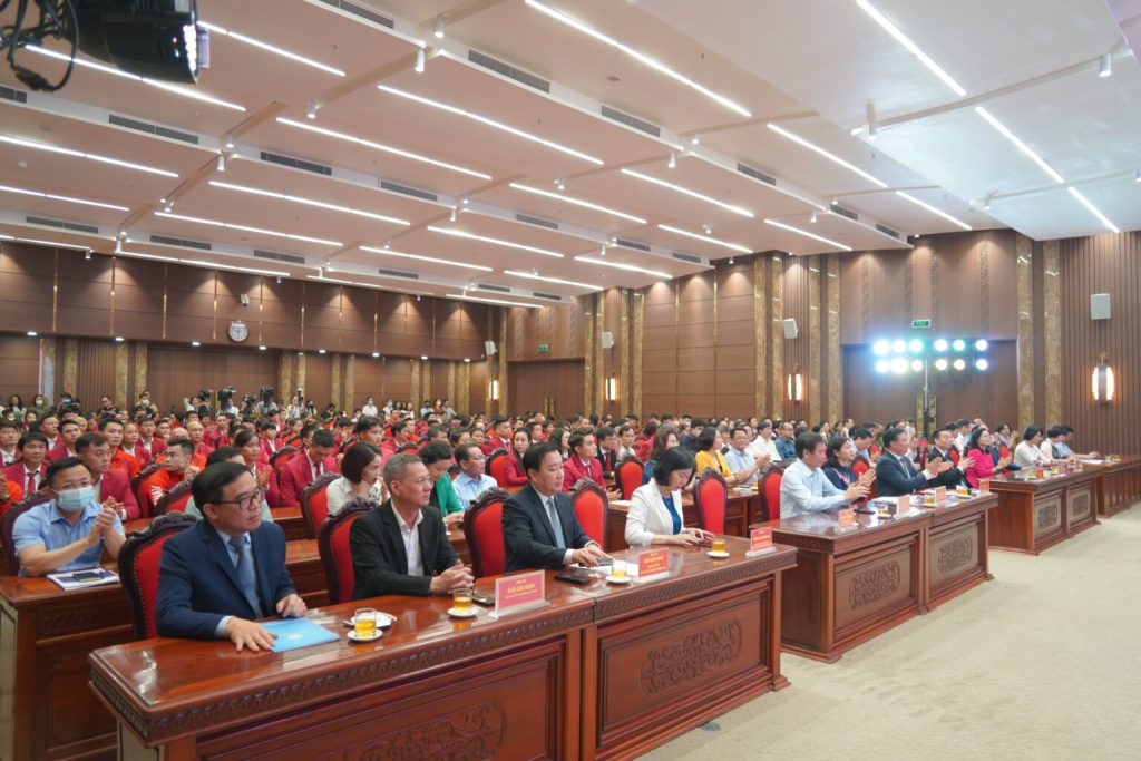 HỘI CHỮ THẬP ĐỎ VIỆT NAM
