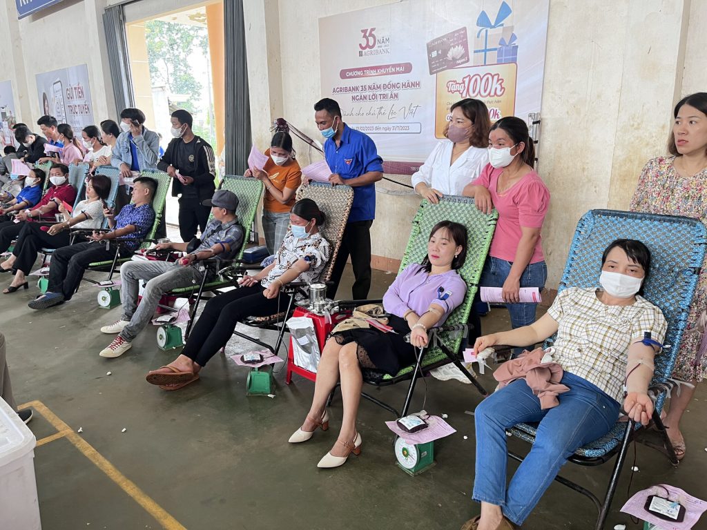 HỘI CHỮ THẬP ĐỎ VIỆT NAM