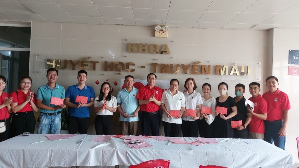 HỘI CHỮ THẬP ĐỎ VIỆT NAM