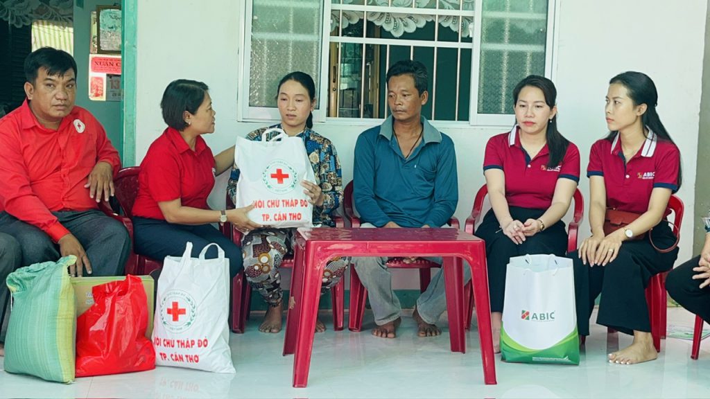 HỘI CHỮ THẬP ĐỎ VIỆT NAM