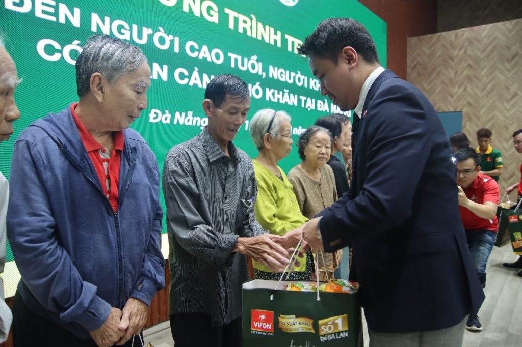 HỘI CHỮ THẬP ĐỎ VIỆT NAM