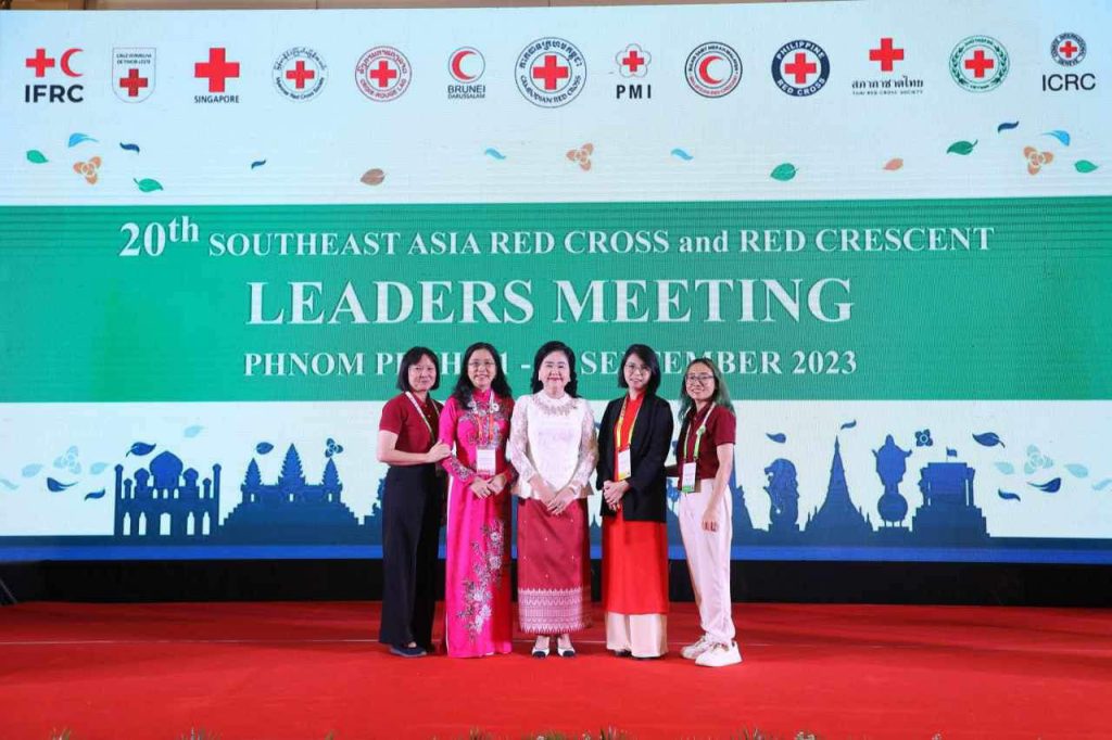 HỘI CHỮ THẬP ĐỎ VIỆT NAM