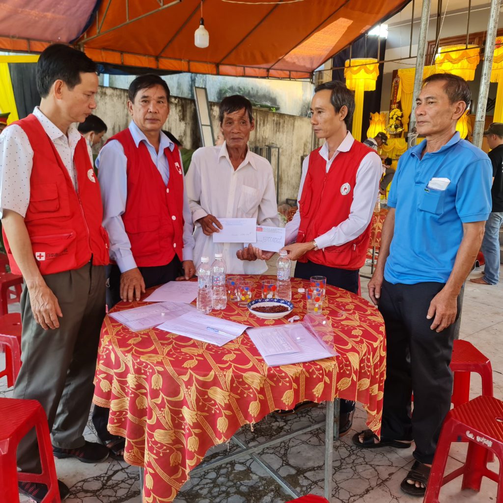 HỘI CHỮ THẬP ĐỎ VIỆT NAM