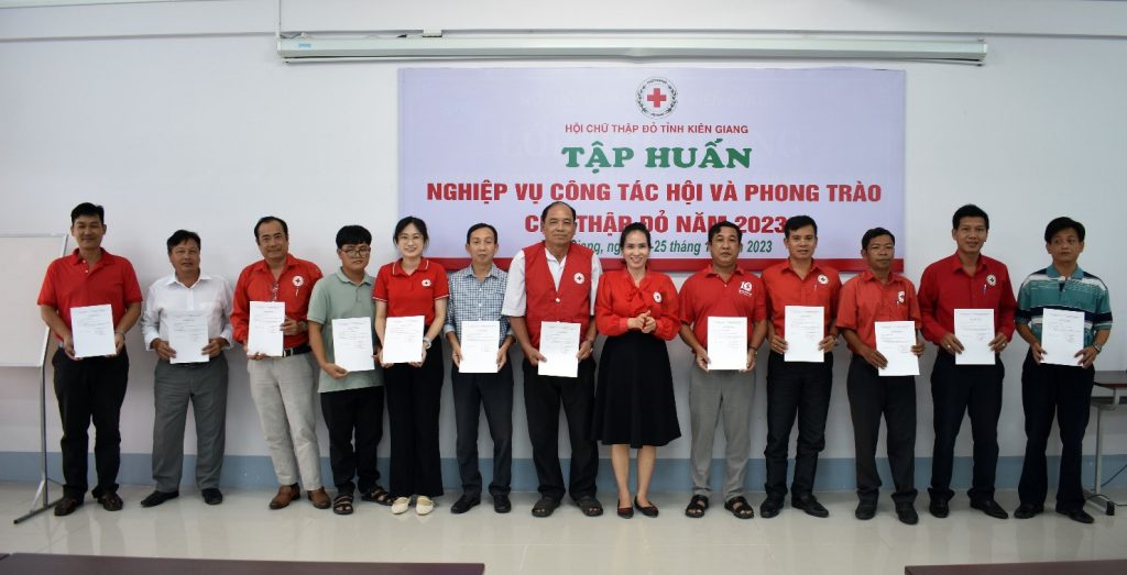 HỘI CHỮ THẬP ĐỎ VIỆT NAM