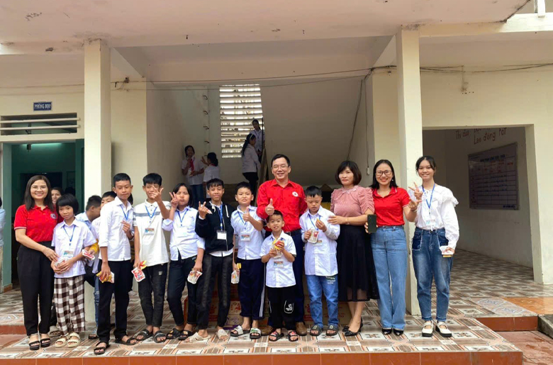 HỘI CHỮ THẬP ĐỎ VIỆT NAM