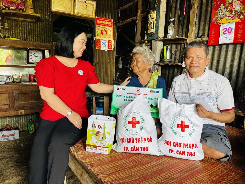 HỘI CHỮ THẬP ĐỎ VIỆT NAM