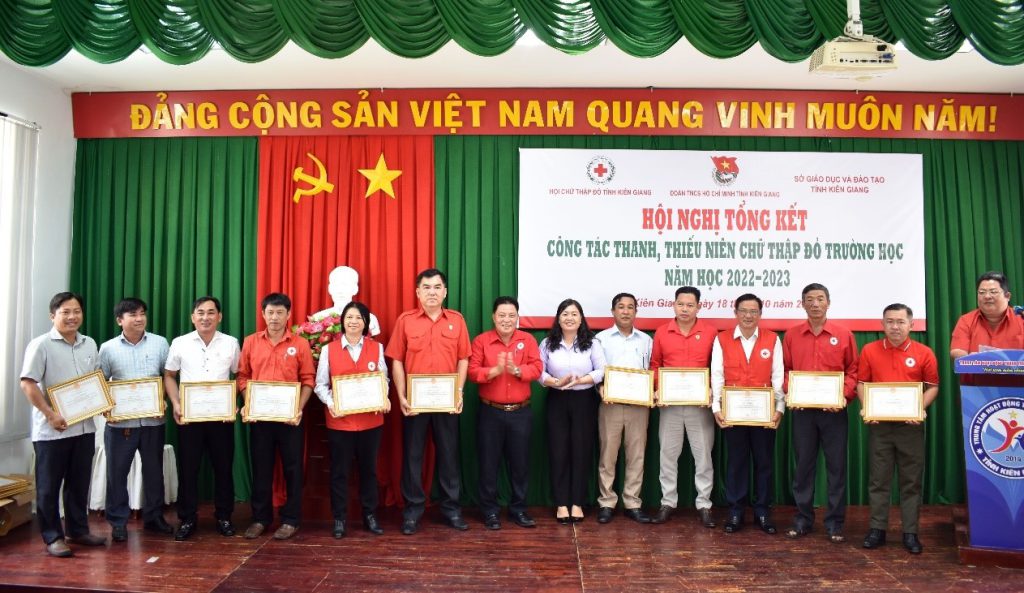 HỘI CHỮ THẬP ĐỎ VIỆT NAM
