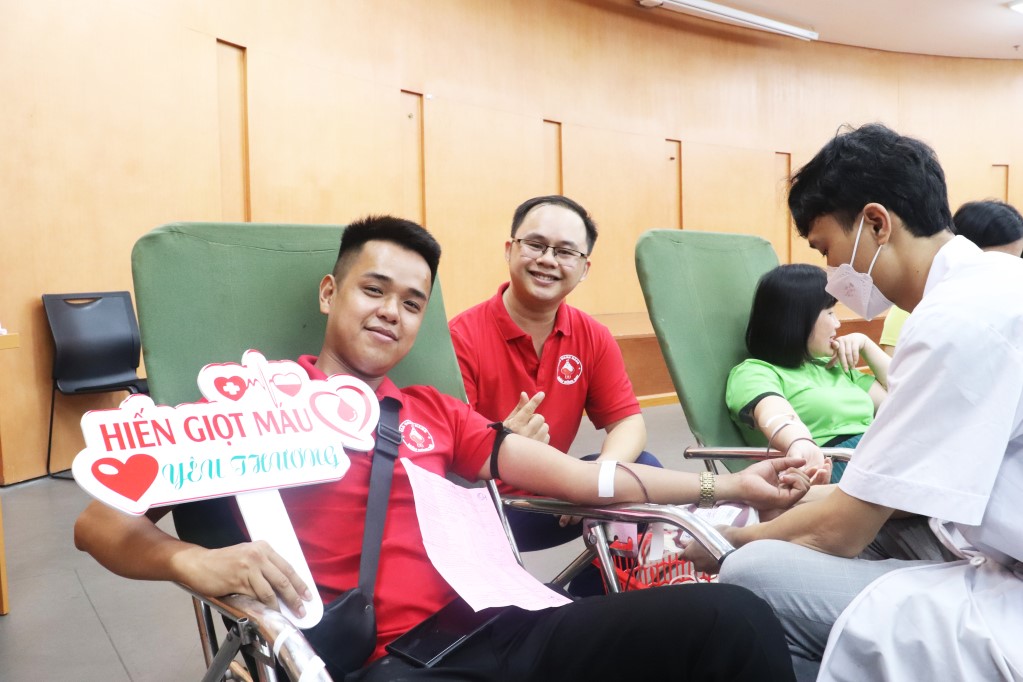 HỘI CHỮ THẬP ĐỎ VIỆT NAM