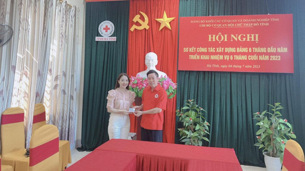 HỘI CHỮ THẬP ĐỎ VIỆT NAM