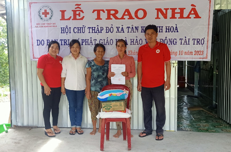 HỘI CHỮ THẬP ĐỎ VIỆT NAM