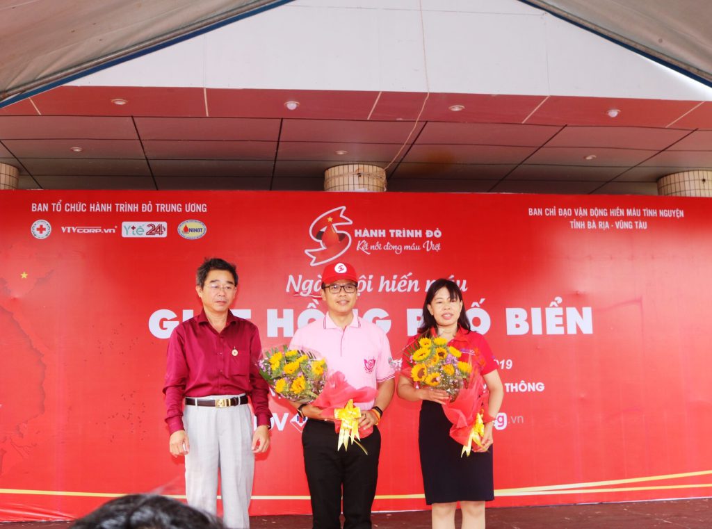 HỘI CHỮ THẬP ĐỎ VIỆT NAM