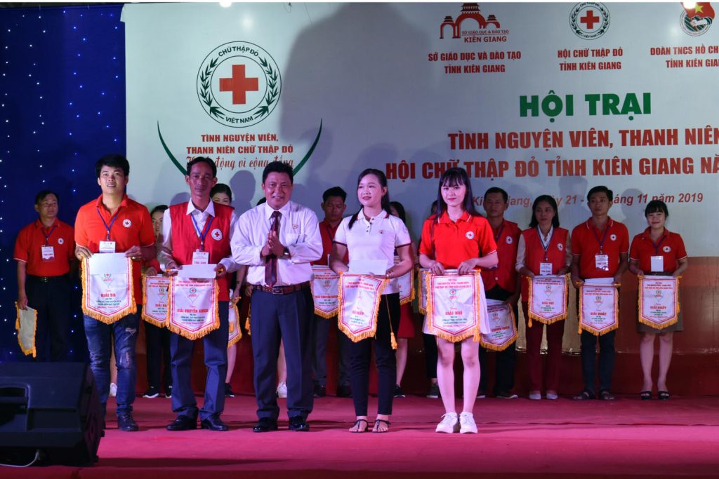 HỘI CHỮ THẬP ĐỎ VIỆT NAM