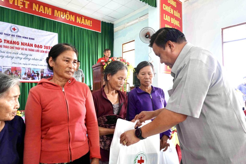 HỘI CHỮ THẬP ĐỎ VIỆT NAM
