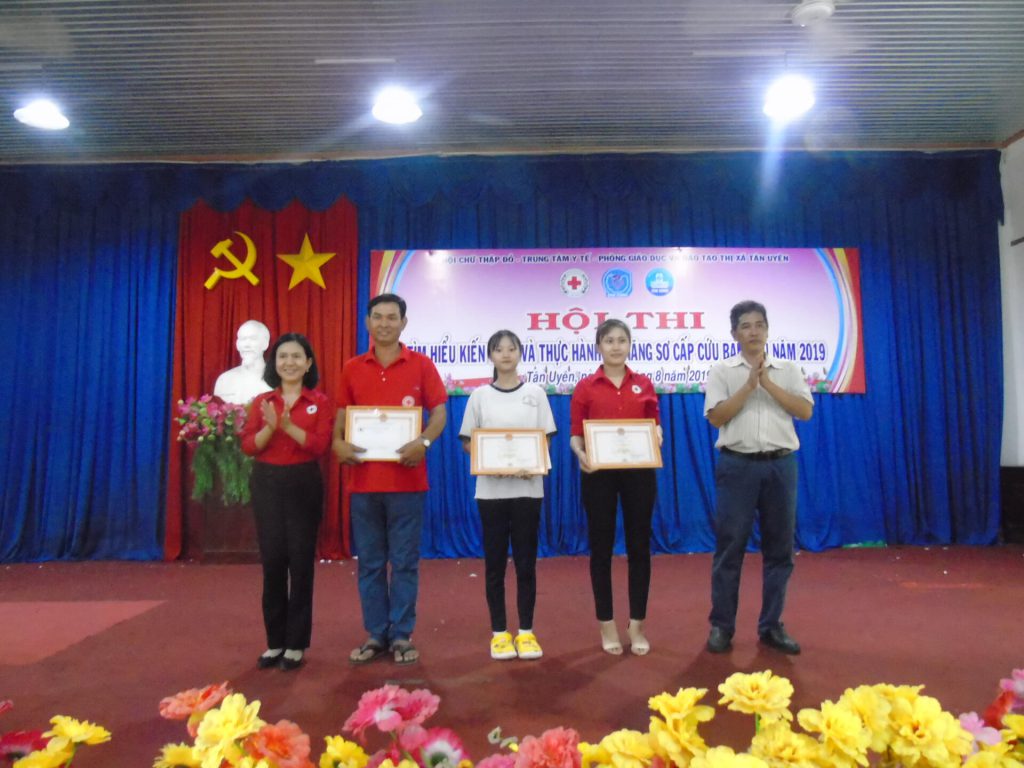HỘI CHỮ THẬP ĐỎ VIỆT NAM