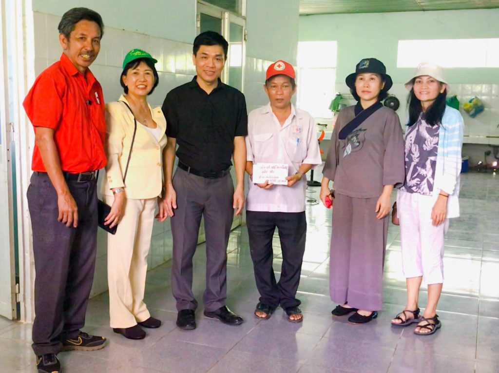 HỘI CHỮ THẬP ĐỎ VIỆT NAM