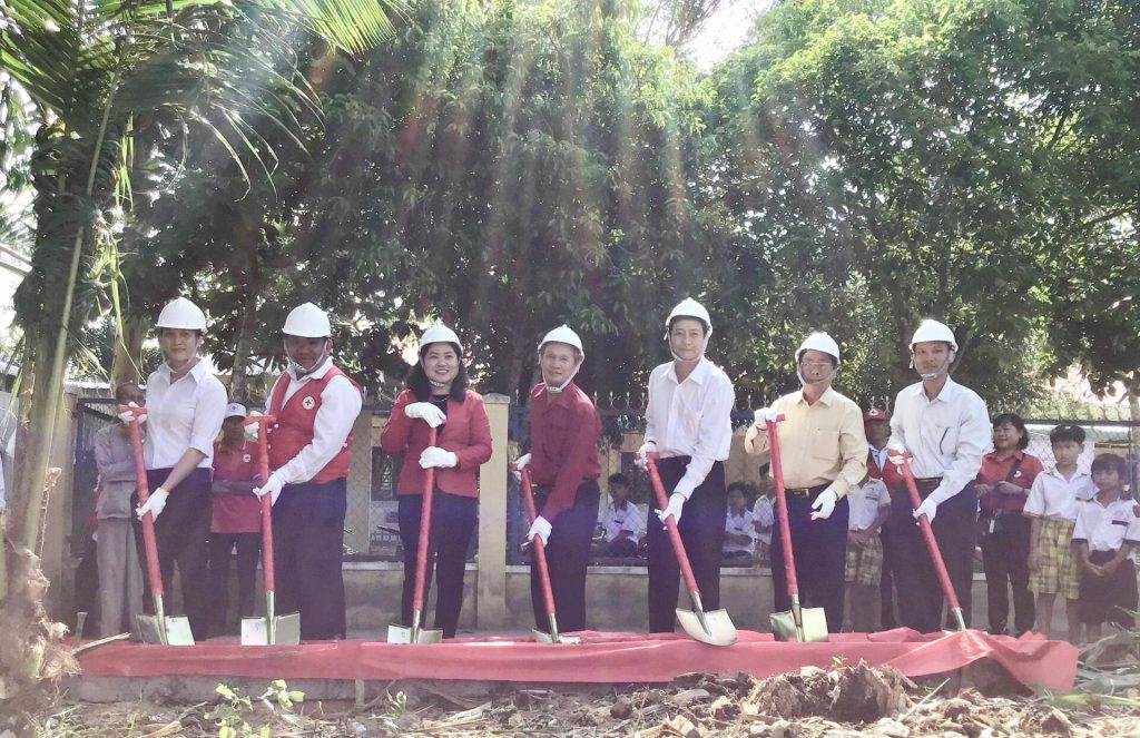 HỘI CHỮ THẬP ĐỎ VIỆT NAM