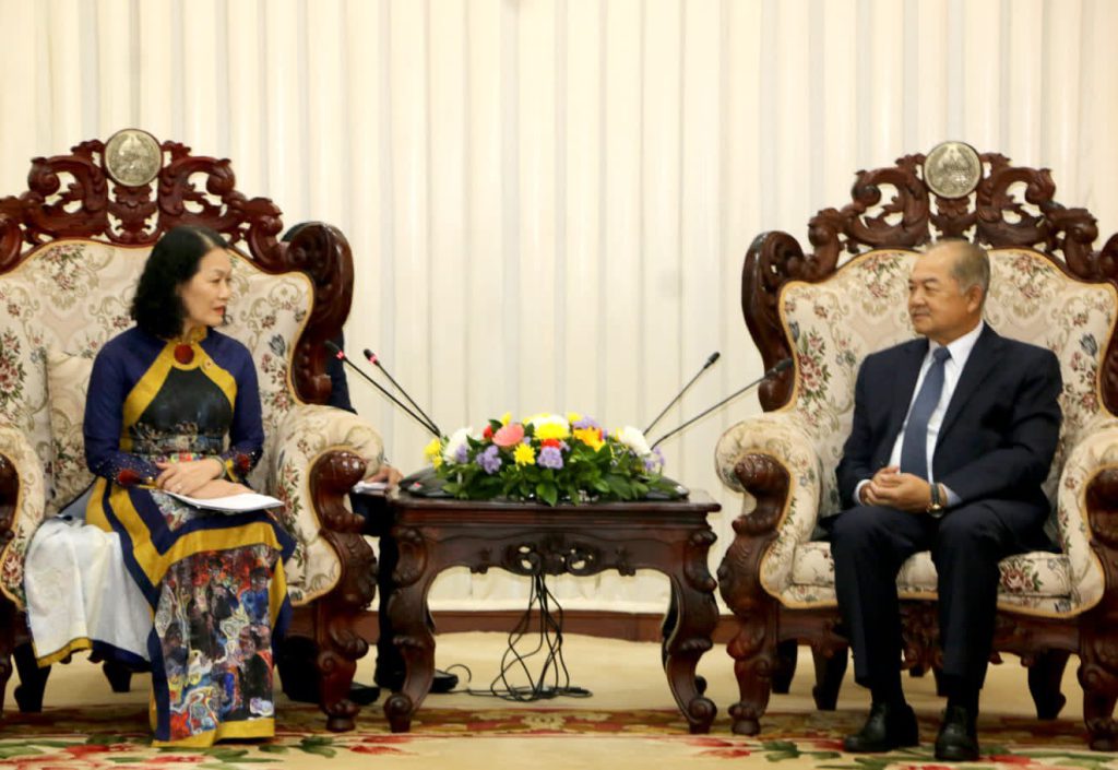 HỘI CHỮ THẬP ĐỎ VIỆT NAM