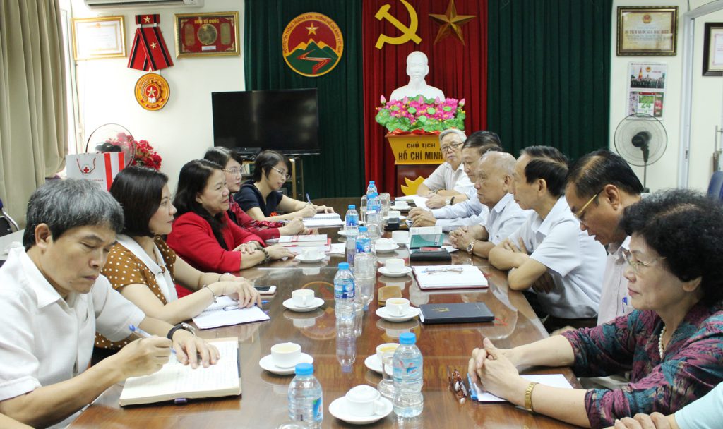 HỘI CHỮ THẬP ĐỎ VIỆT NAM