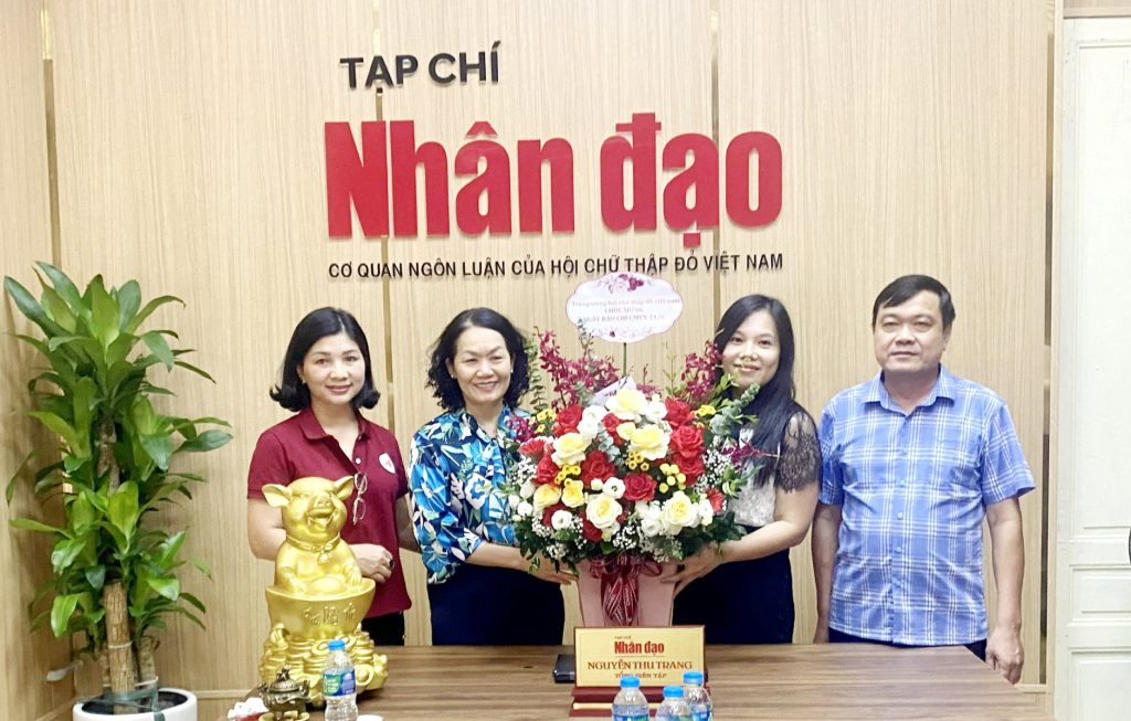 HỘI CHỮ THẬP ĐỎ VIỆT NAM