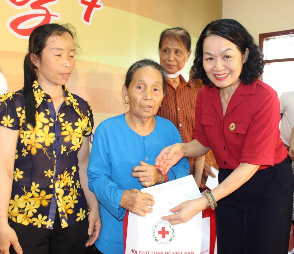 HỘI CHỮ THẬP ĐỎ VIỆT NAM
