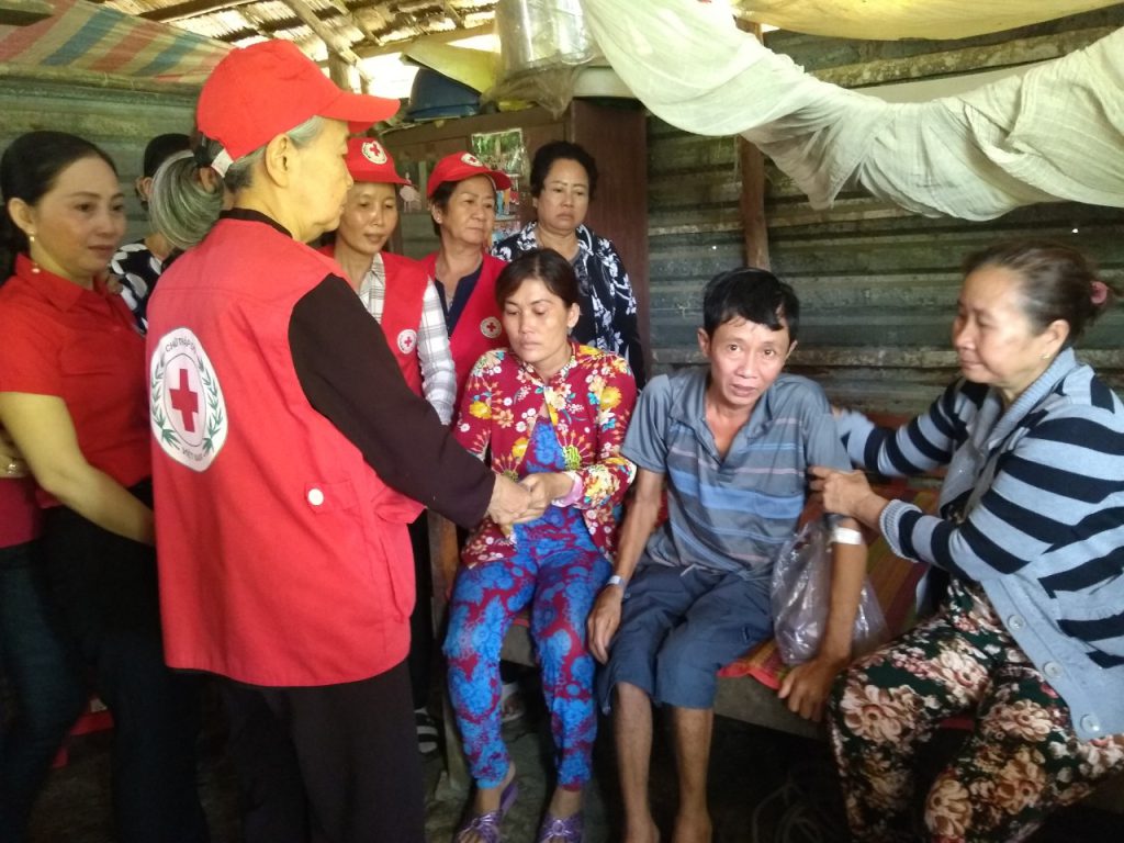 HỘI CHỮ THẬP ĐỎ VIỆT NAM