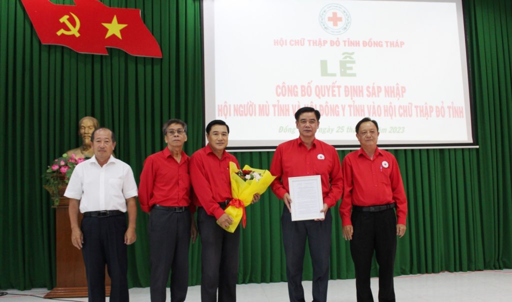HỘI CHỮ THẬP ĐỎ VIỆT NAM