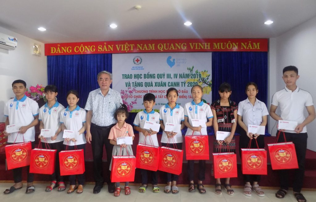 HỘI CHỮ THẬP ĐỎ VIỆT NAM