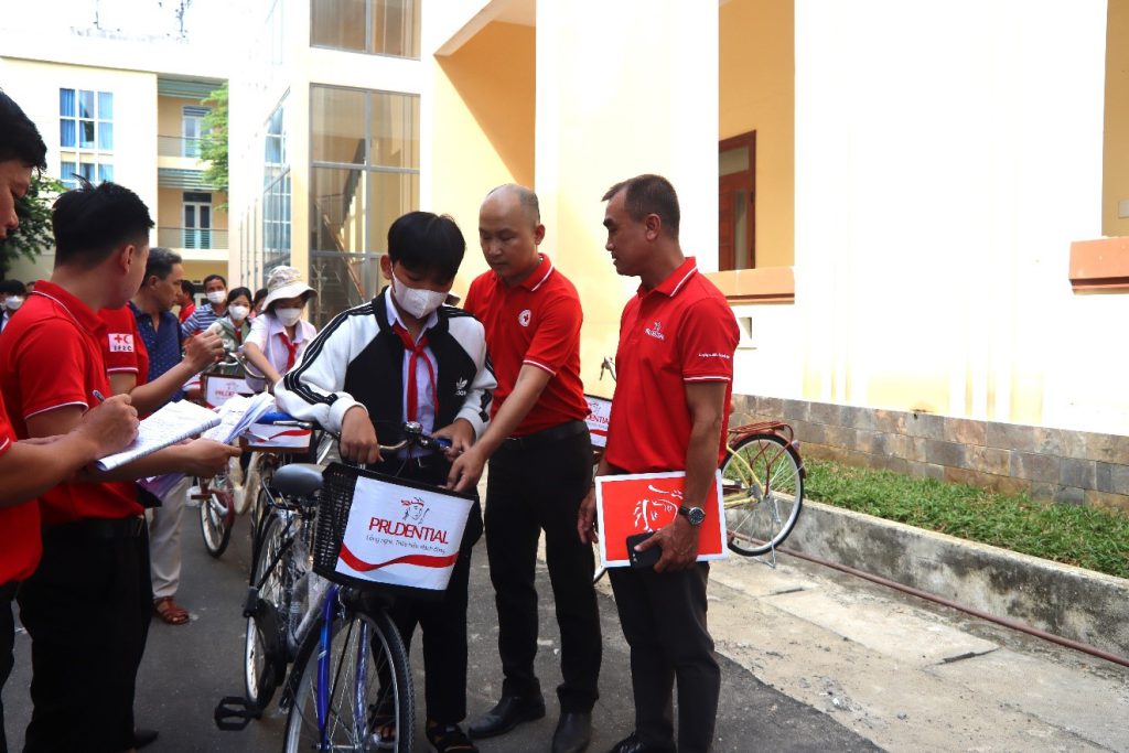 HỘI CHỮ THẬP ĐỎ VIỆT NAM