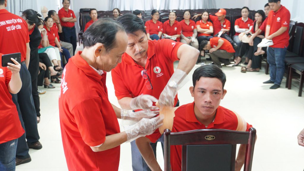 HỘI CHỮ THẬP ĐỎ VIỆT NAM