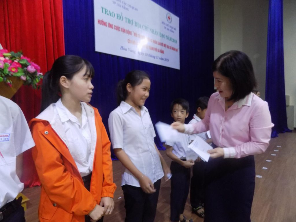 HỘI CHỮ THẬP ĐỎ VIỆT NAM