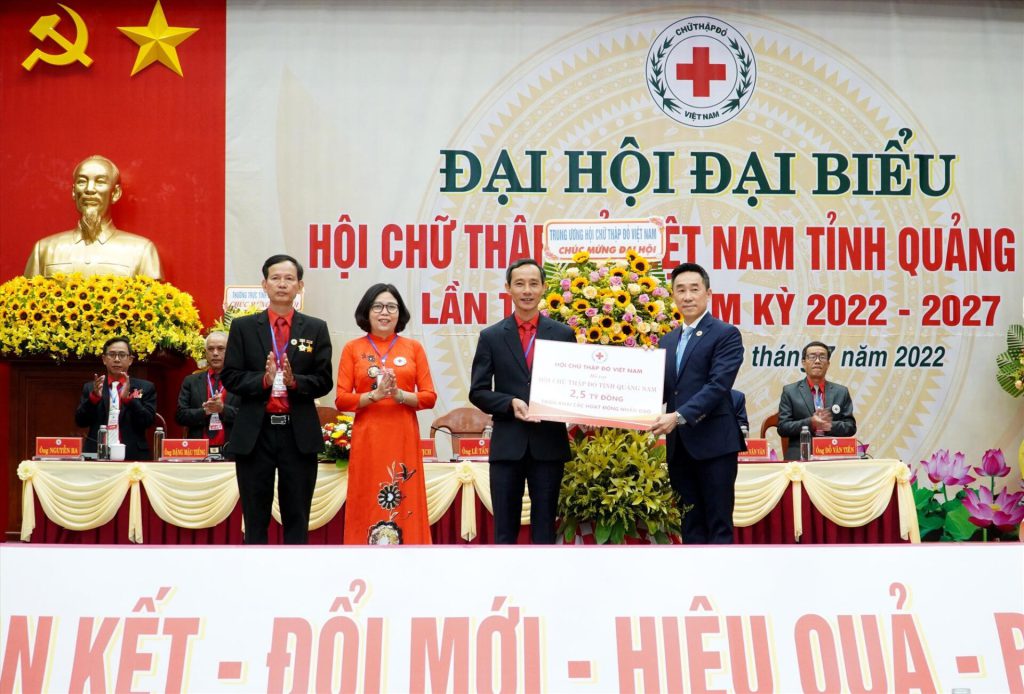 HỘI CHỮ THẬP ĐỎ VIỆT NAM