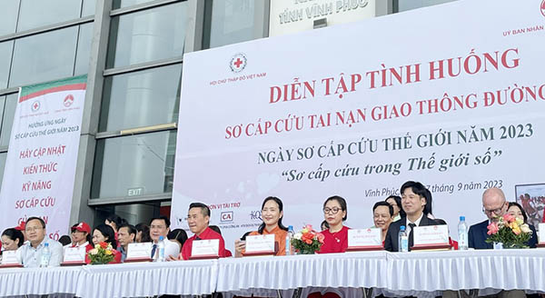 HỘI CHỮ THẬP ĐỎ VIỆT NAM