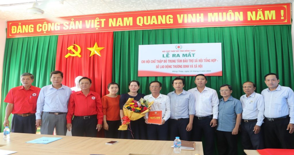 HỘI CHỮ THẬP ĐỎ VIỆT NAM
