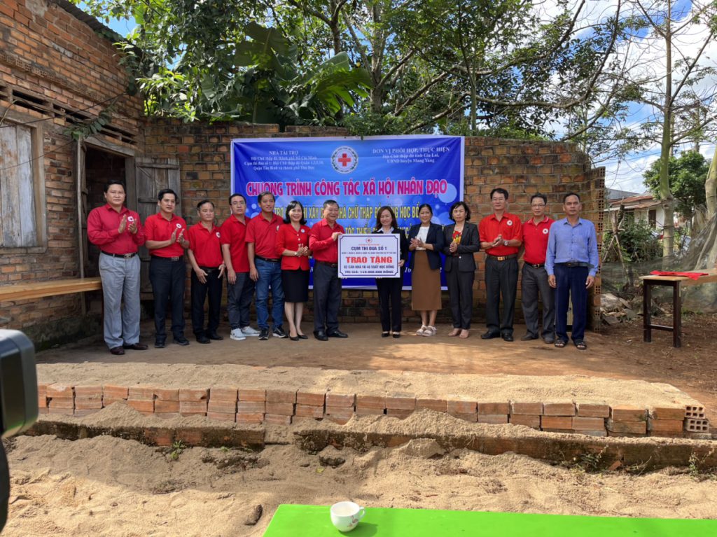 HỘI CHỮ THẬP ĐỎ VIỆT NAM